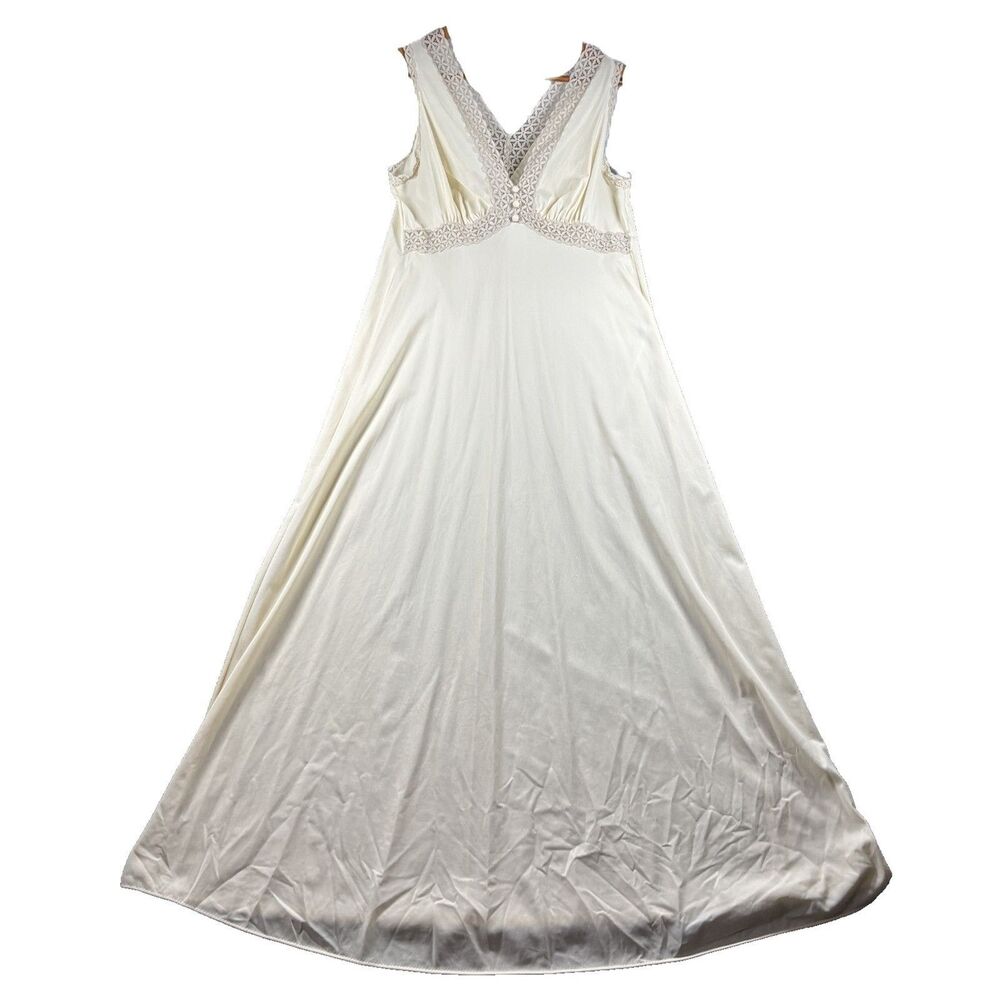 Vanity Fair Vintage Slip Dress Maxi Nightgown Nylon Lace Trim Ivory Size 34